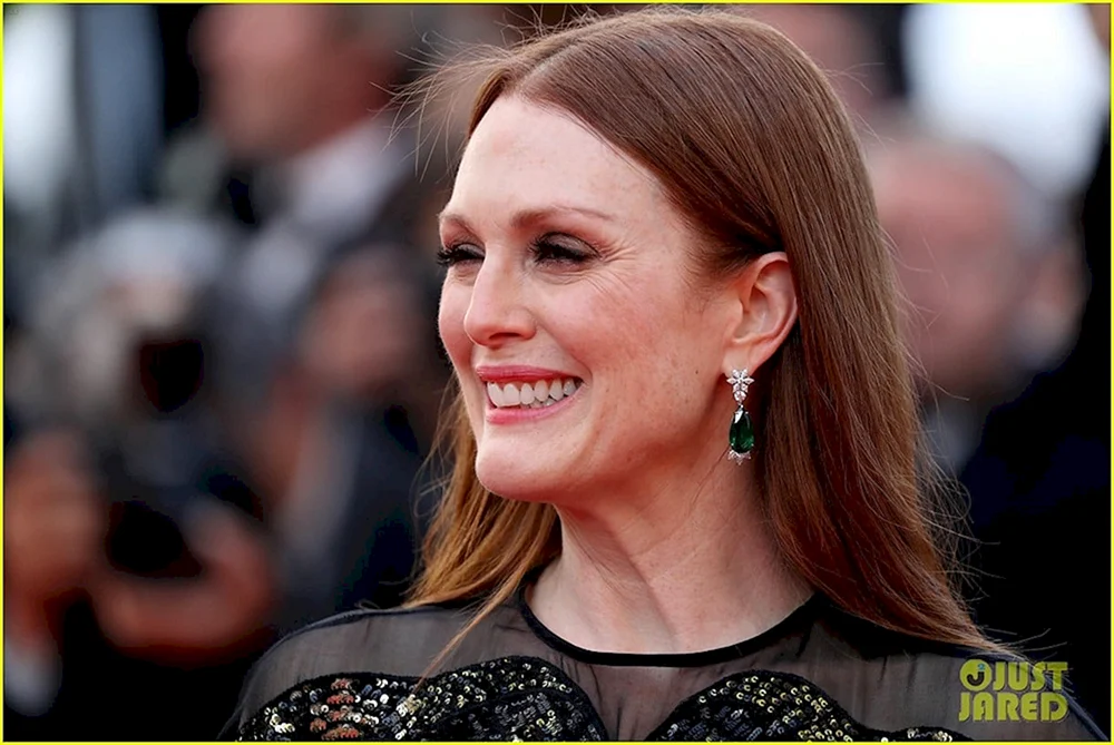 Julianne Moore 2021