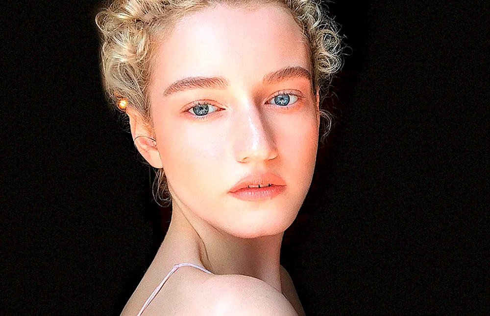 Julia Garner. Garner Foto