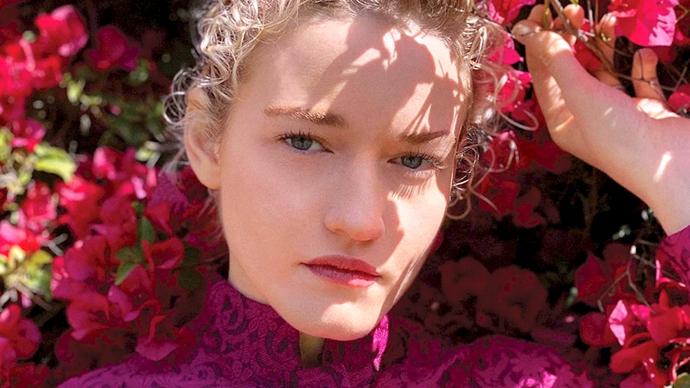 Julia Garner Waco