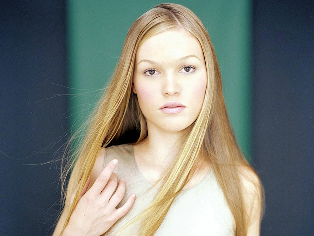 Julia Styles 1999