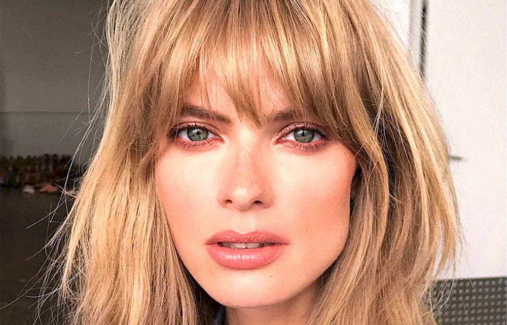 Julia Stegner Pony