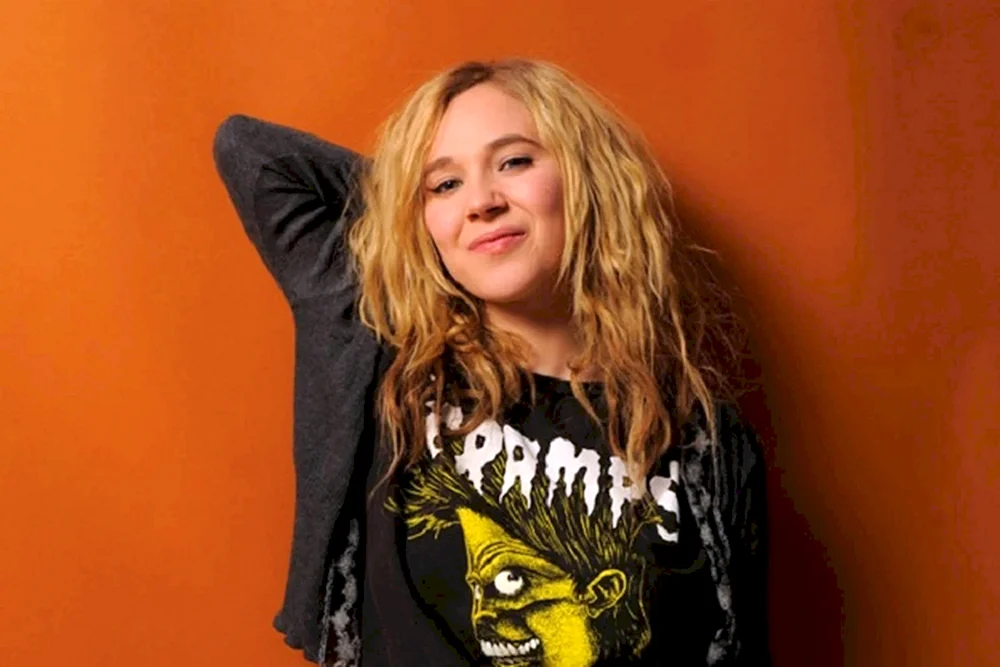 Juno Violet Temple
