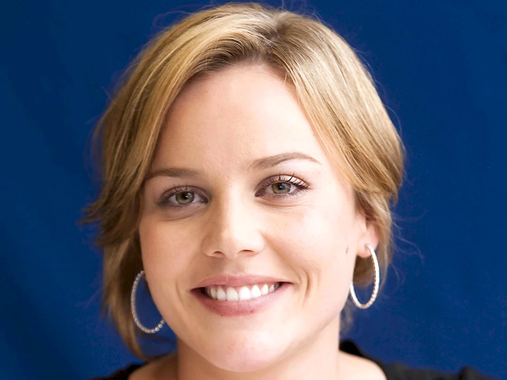 Ebbie Cornish lächeln