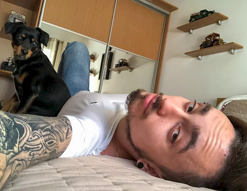 Edward Edison-Pfefferhund mit Marty