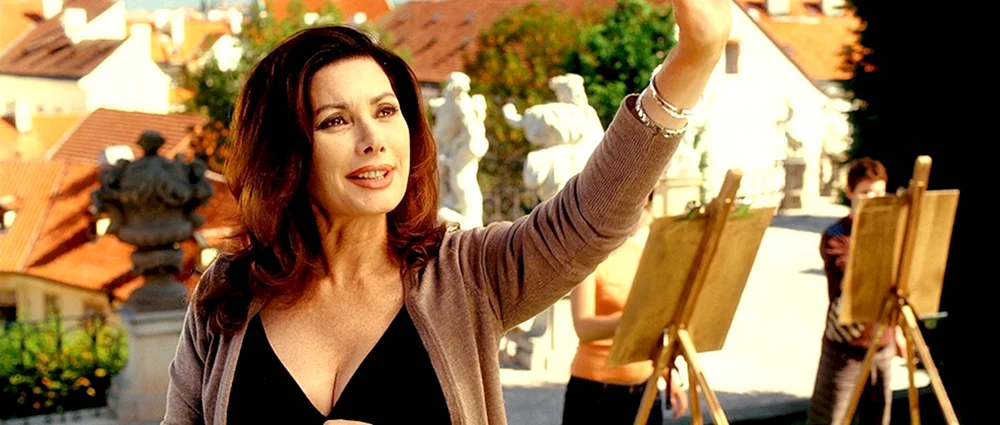 Edwige Fenech Hostel 2
