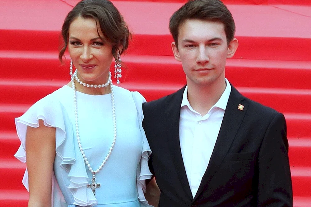 Ekaterina Directorenko und Kirill Emelianov