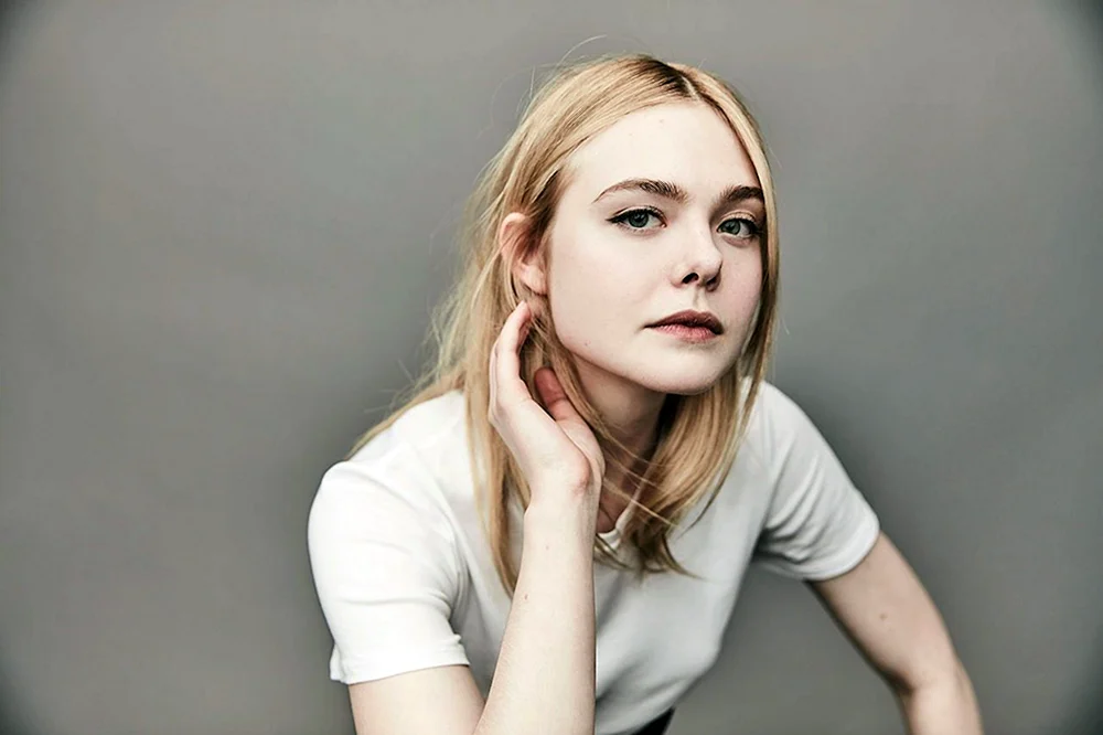 Elle Fanning elle