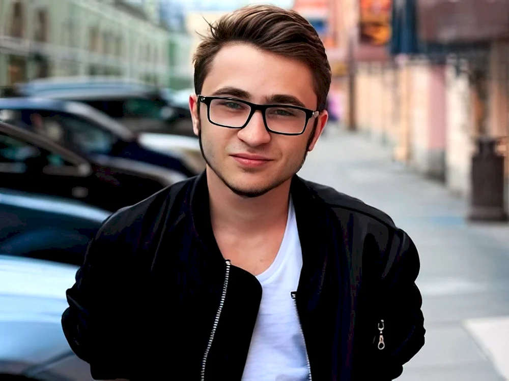 Eldar Dzharakhov