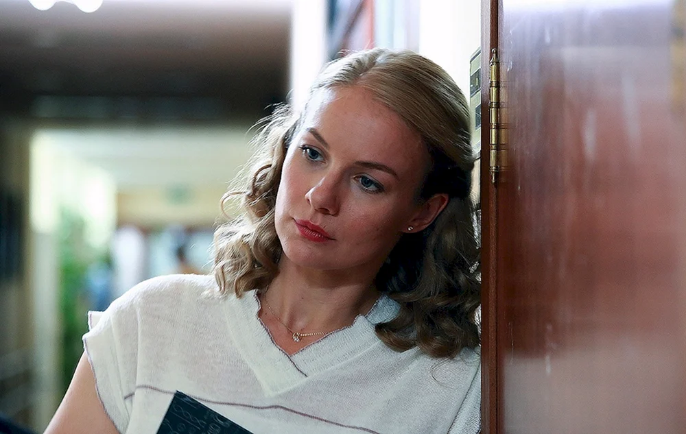 Elena Aroseva Schauspielerin