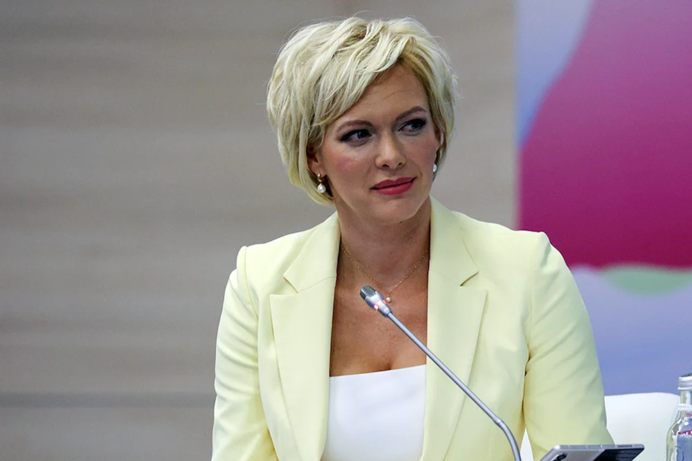Likhomanova Elena Igorevna