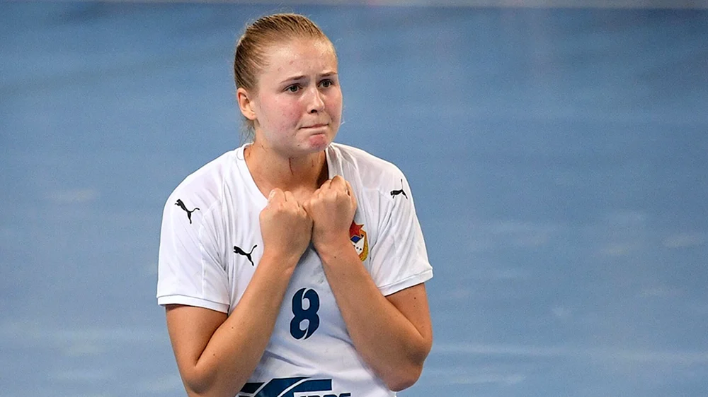Elena Mikhailichenko handball