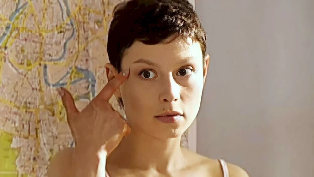 Elena Polyakova Julie
