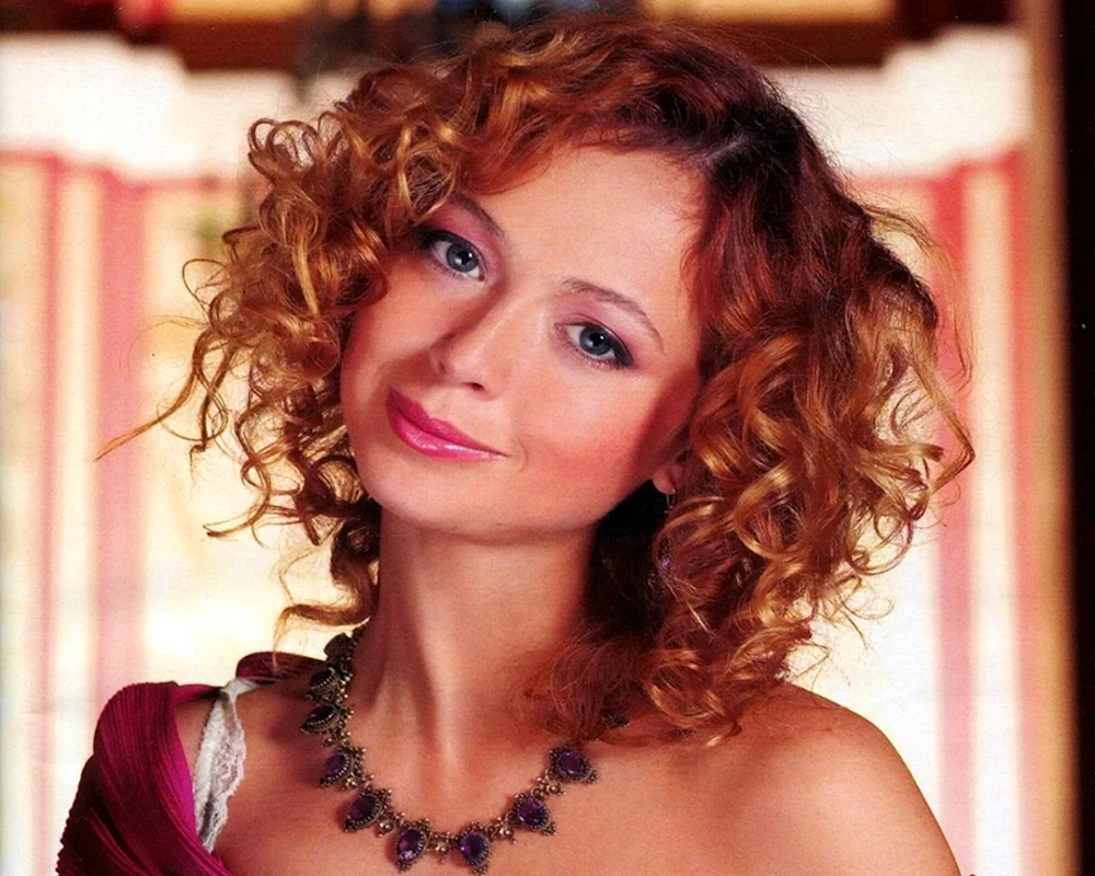 Elena Zakharova Kadetstvo
