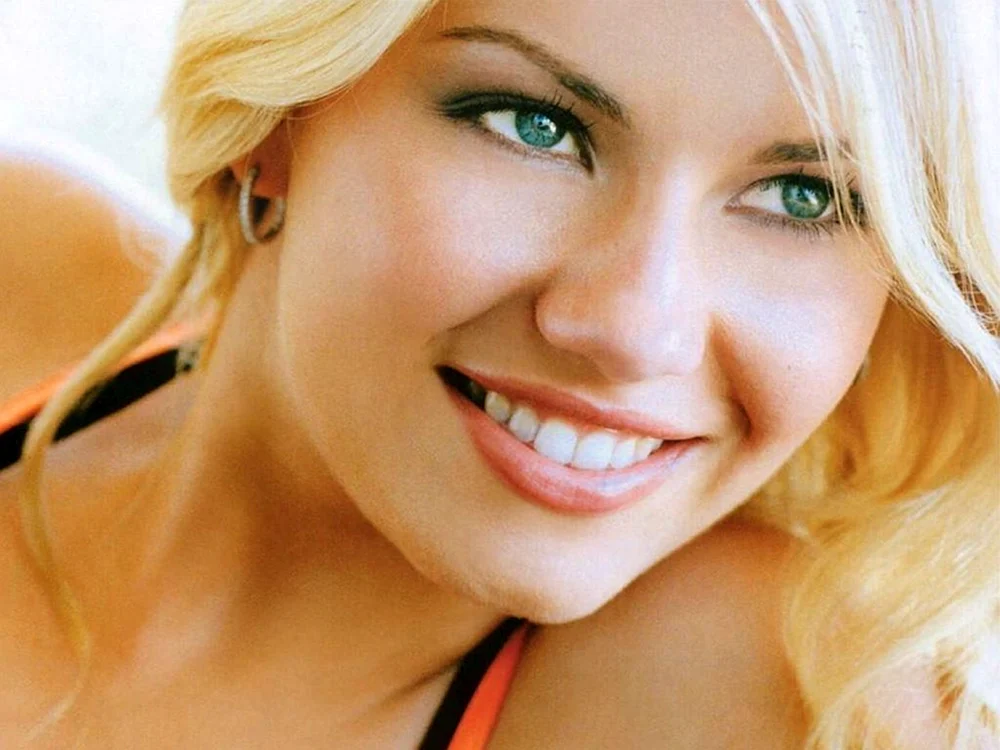 Elisha Ann Cuthbert