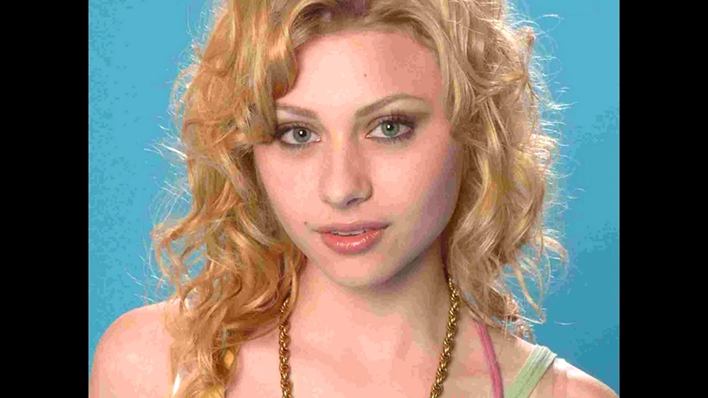 Allison Michalka 2021