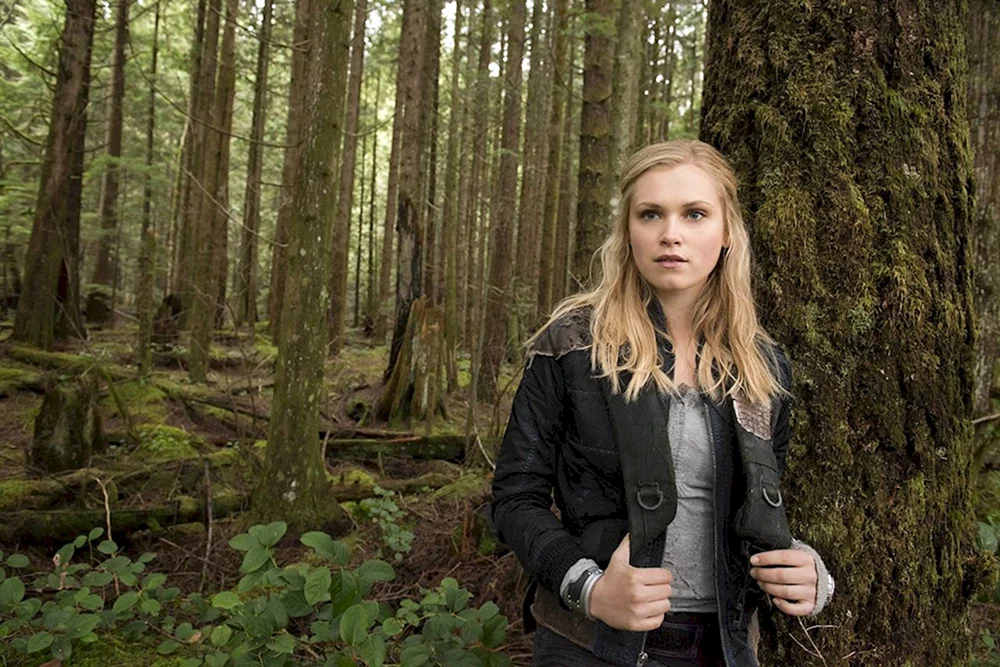 Eliza Taylor in der Serie The Hundredth