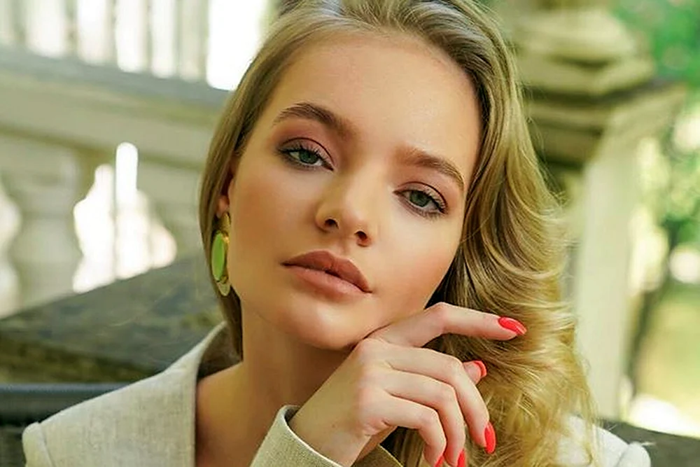 Elizaveta Peskova photo