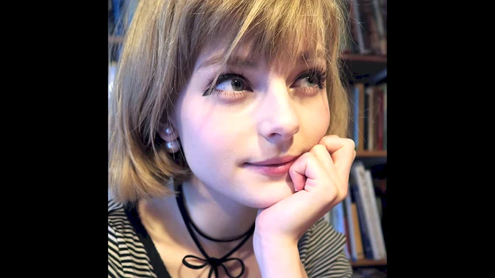 Ella Freya