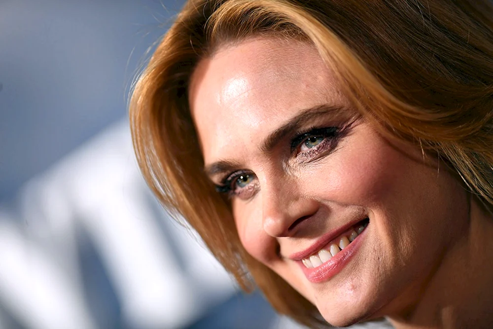 Emily Deschanel 2022