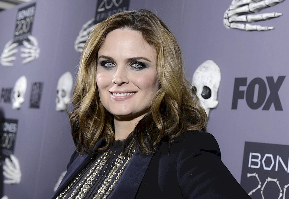 Emily Erin Deschanel