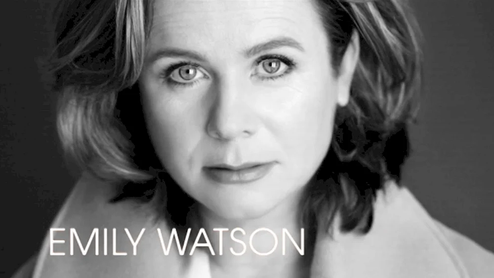 Emily Watson roter Drache