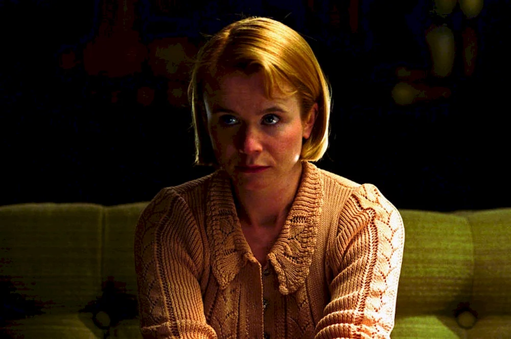 Emily Watson roter Drache