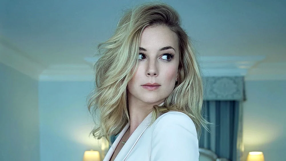 Emily VANCAMP 18
