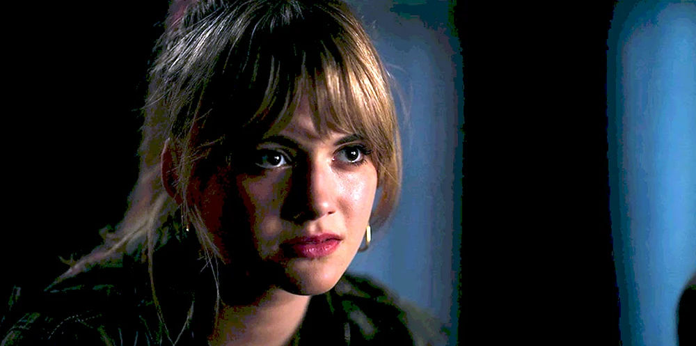 Emilia Jones Unterwelt