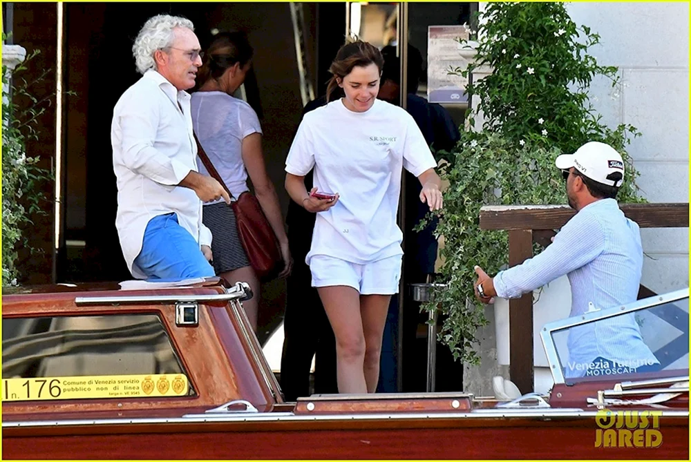 Emma Watson 2022 Paparazzi