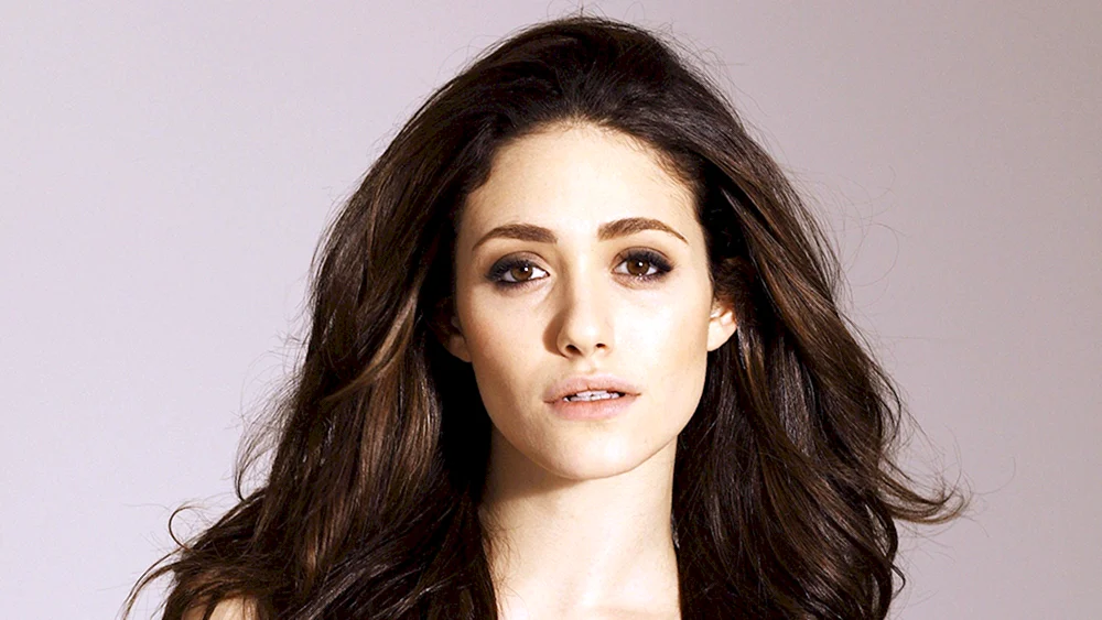 Emmy Rossum 18