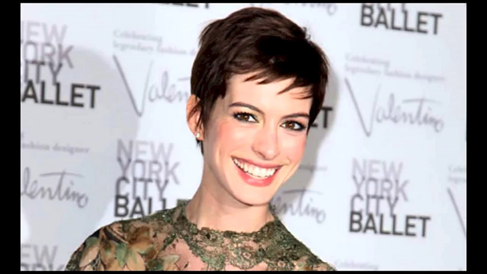 Anne Hathaway Haarschnitt