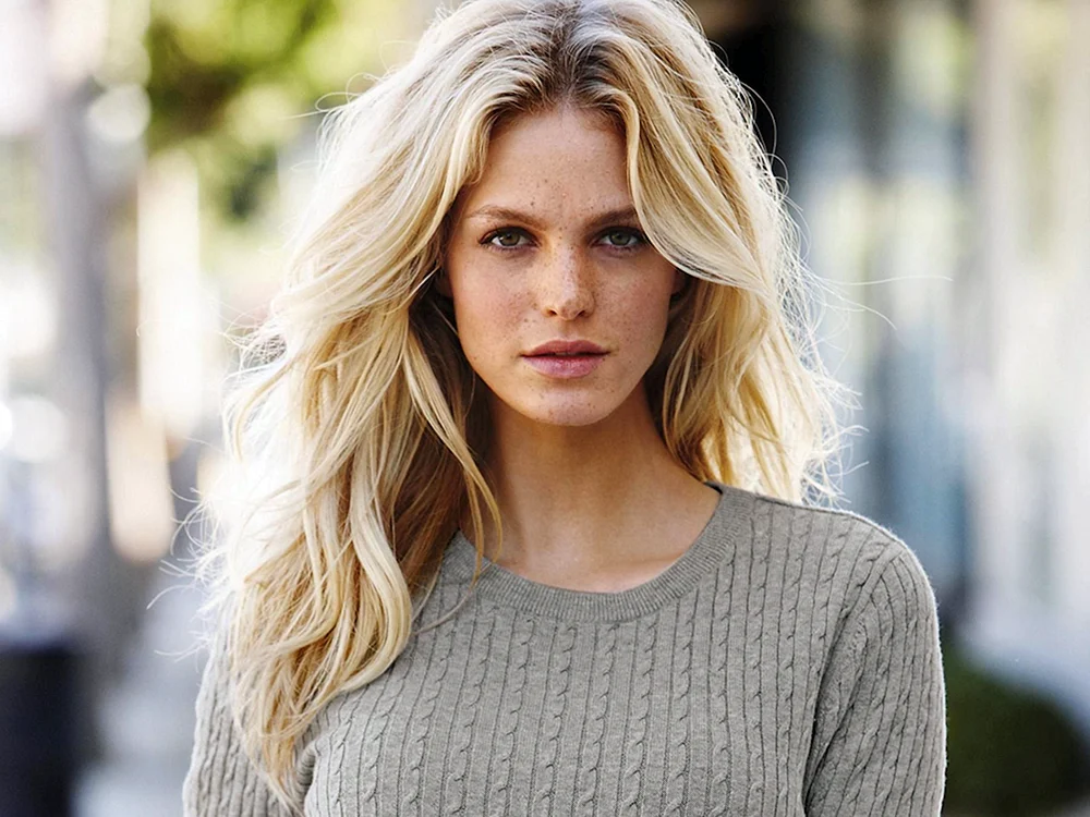 Candice Swainpol