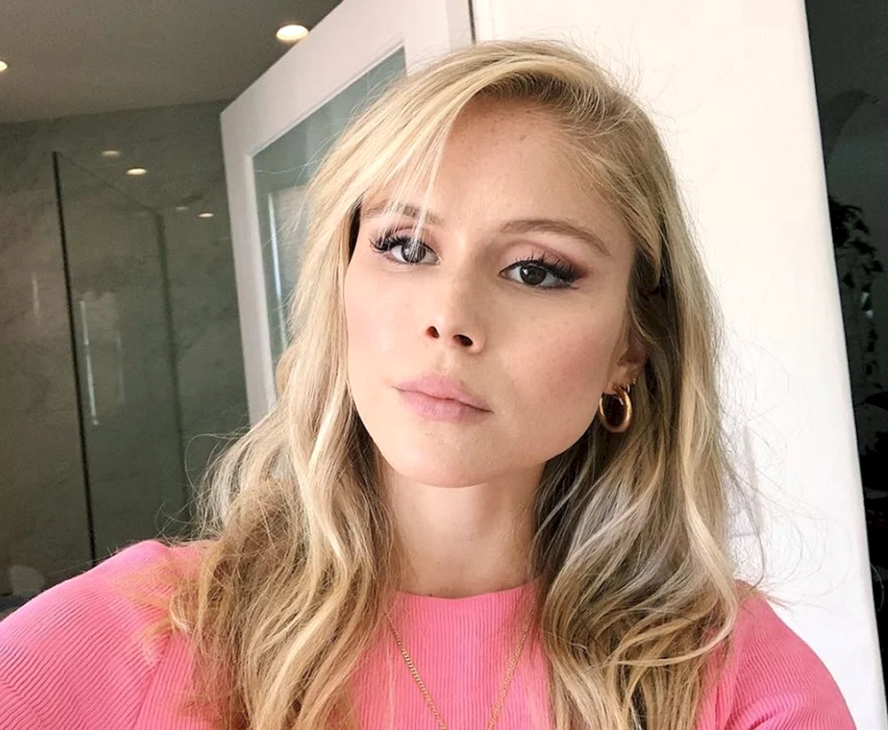 Erin Moriarty 2022