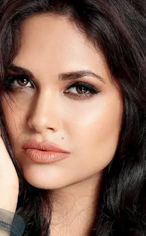 Esha Gupta