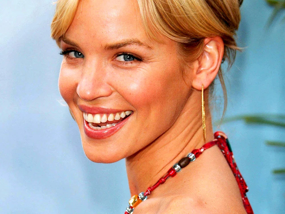 Ashley Scott Foto