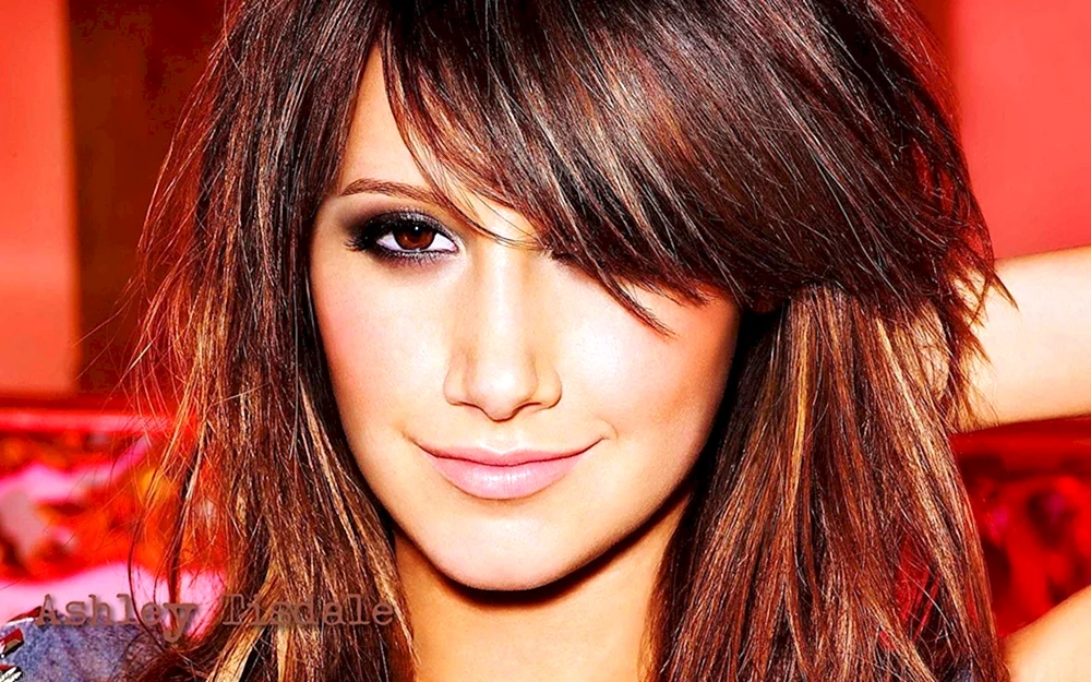 Ashley Tisdale mit Pony
