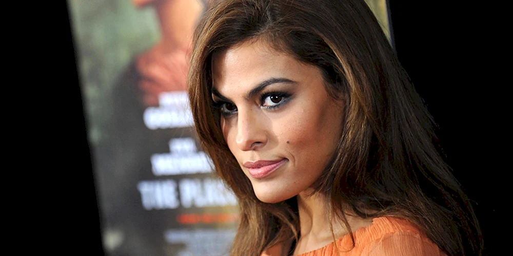Eva Mendes 2022