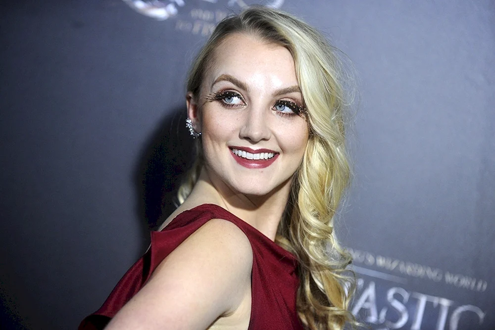 Evanna Lynch 2021