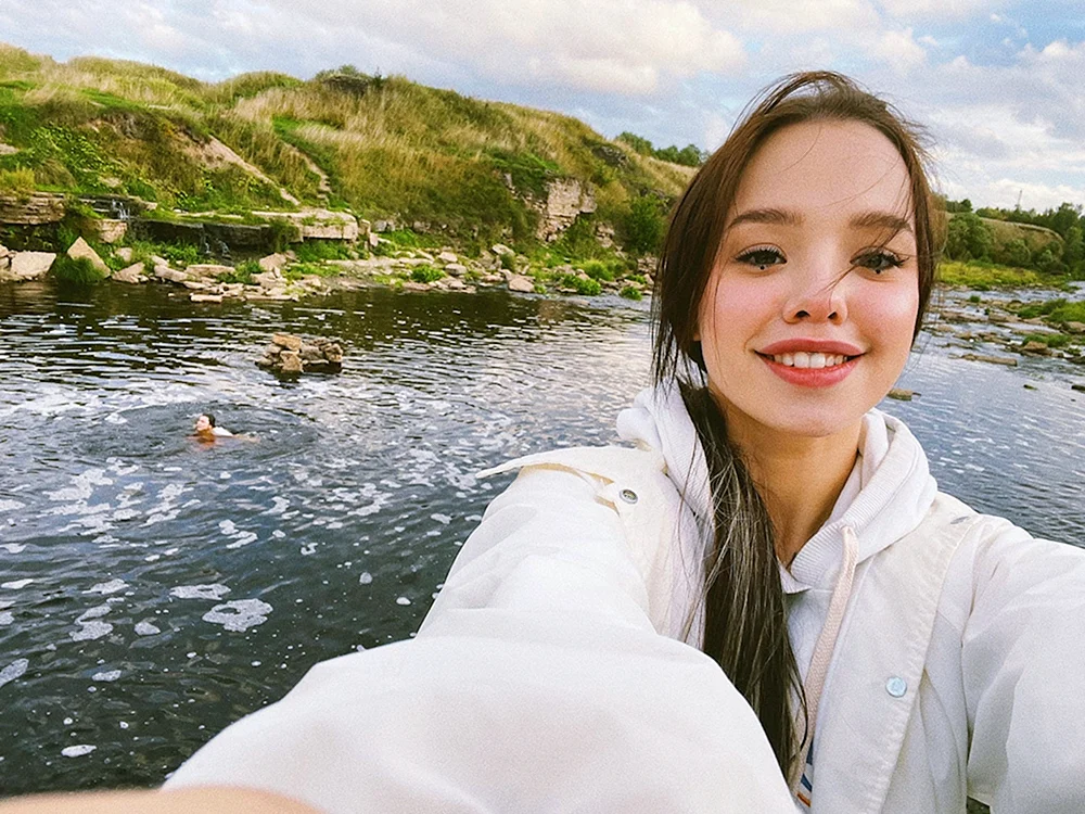 Evelina Tarkhanova Lunacom