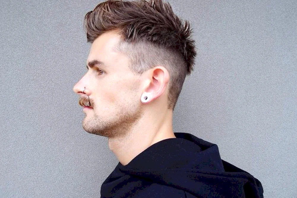 Fade cropped undercut
