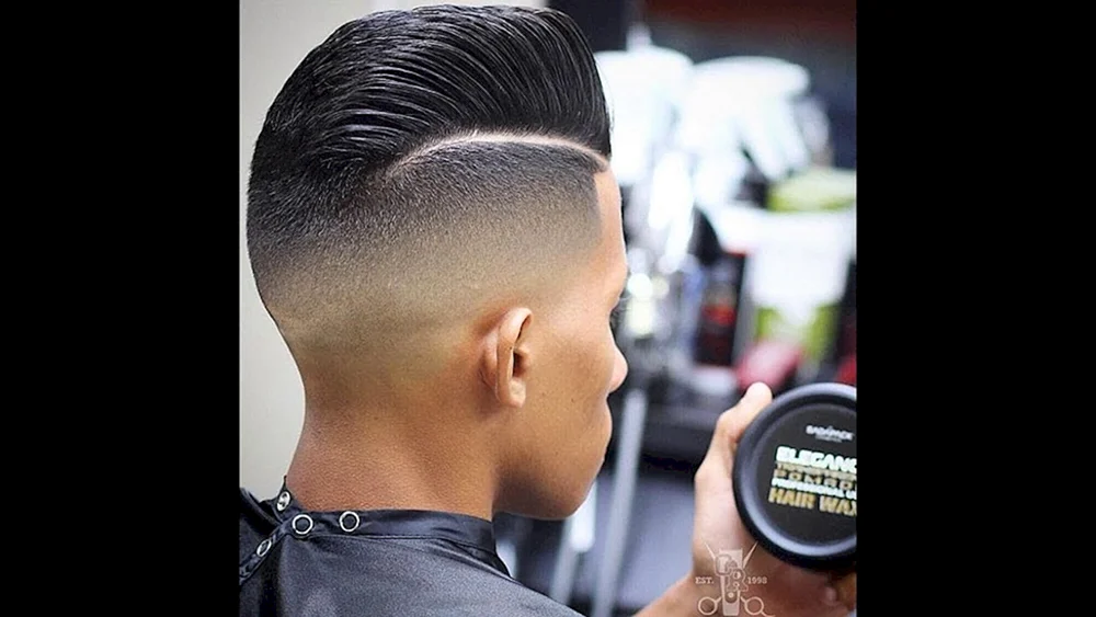 Fade Undercut Lang