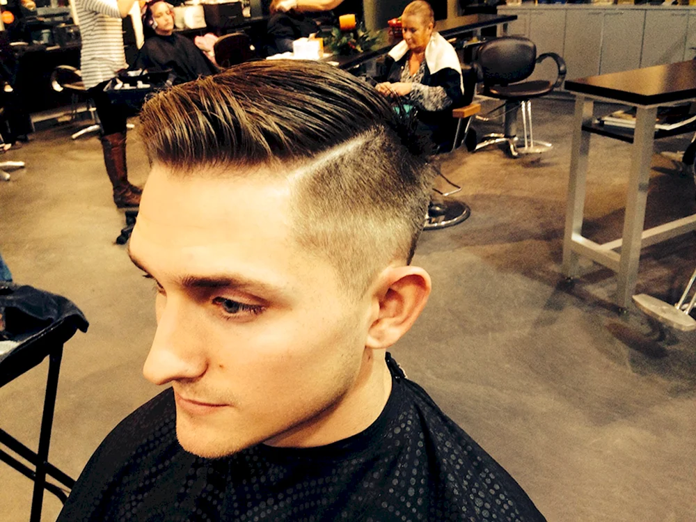 Fade Side Part