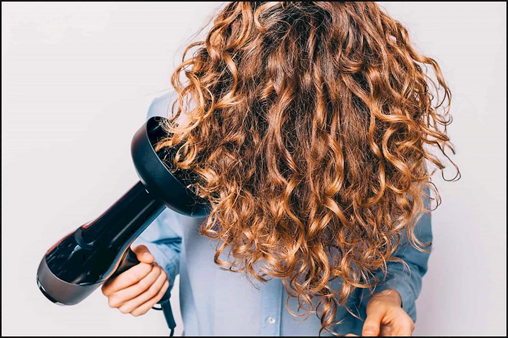 Dyson Diffusor-Haartrockner für lockiges Haar