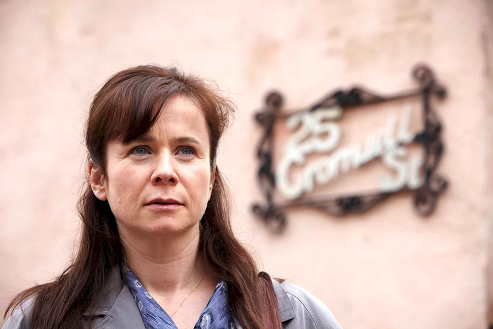 Emily Watson 2001