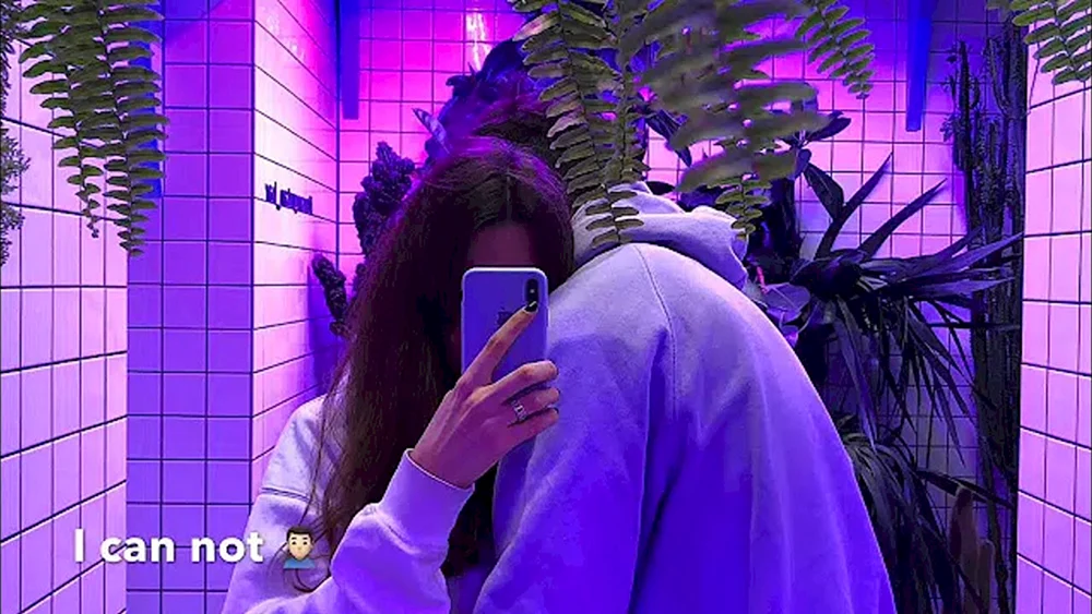 Lila Ästhetisches Mädchen