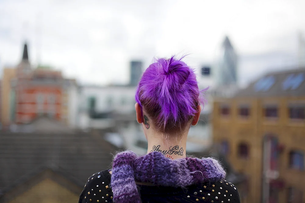 Lila Haare