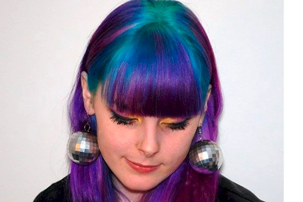 Lila Haar