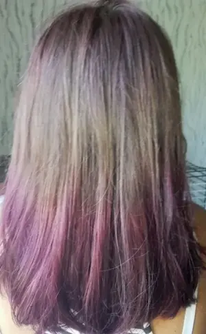Lila Tonikum für blondes Haar