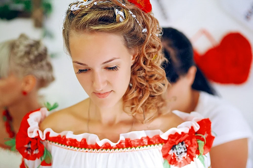 Folklore Stil Frisuren