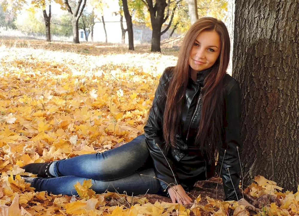 Ksyusha Kutasevich Lange Haare